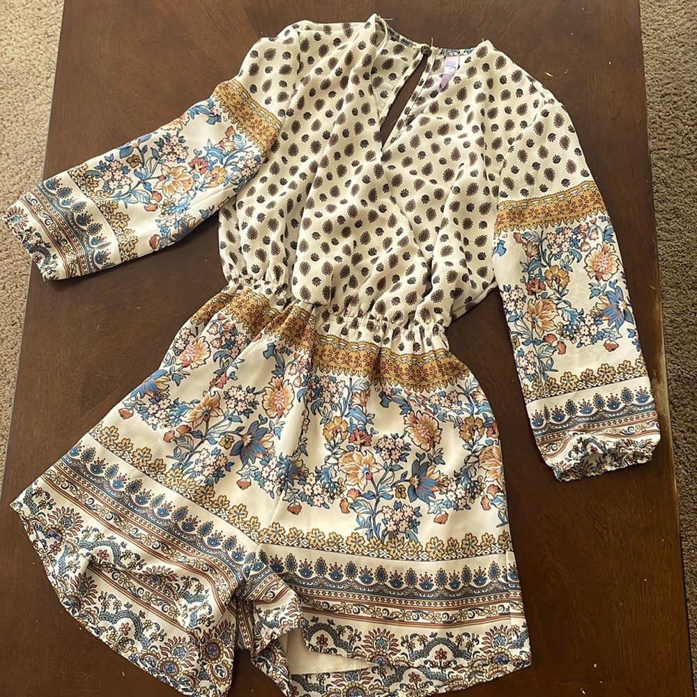 Francesca’s xs boho romper - used like new